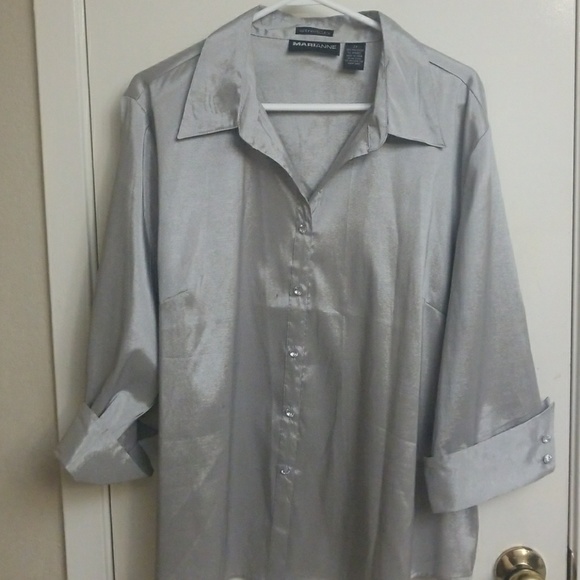 Silver fancy blouse with rhinestone buttons - Picture 1 of 6